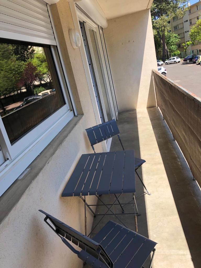 Chambre Avec Salle D'Eau Privee Dans Appartement Partage 200 M Du Tram มงต์เปอลิเยร์ ภายนอก รูปภาพ