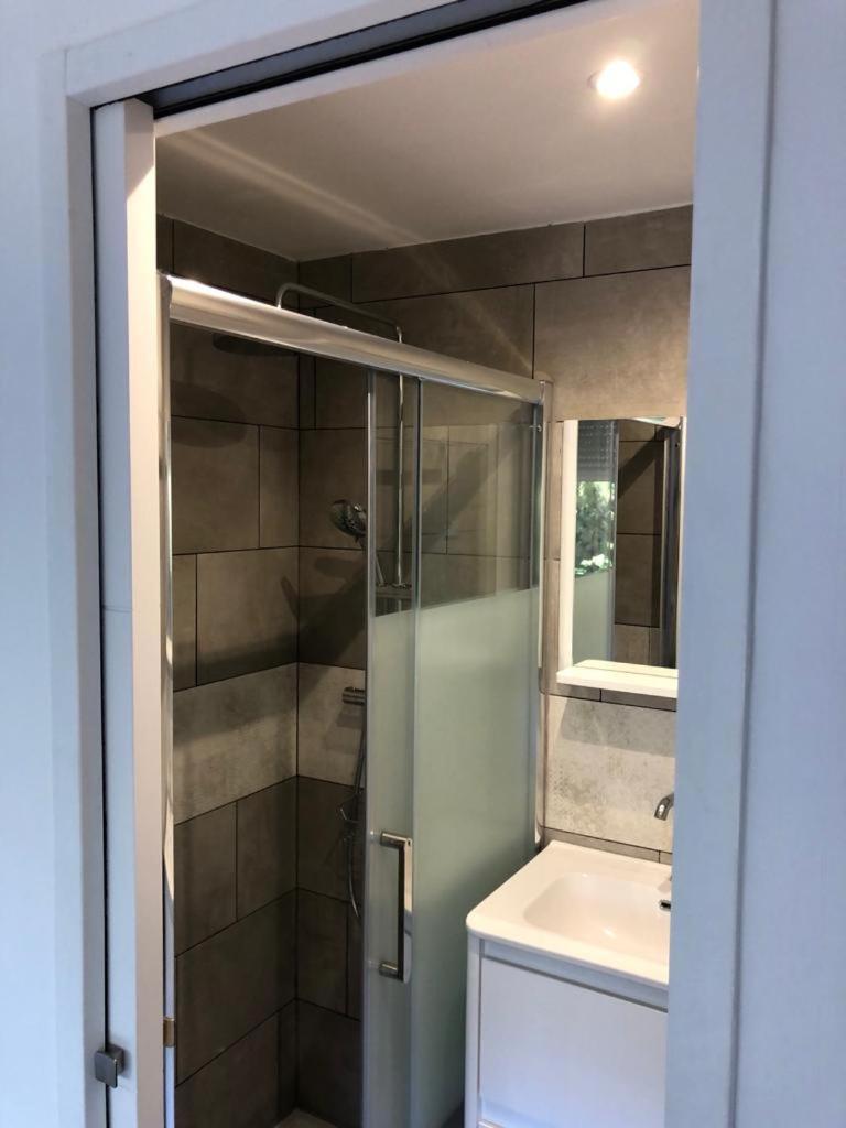 Chambre Avec Salle D'Eau Privee Dans Appartement Partage 200 M Du Tram มงต์เปอลิเยร์ ห้อง รูปภาพ
